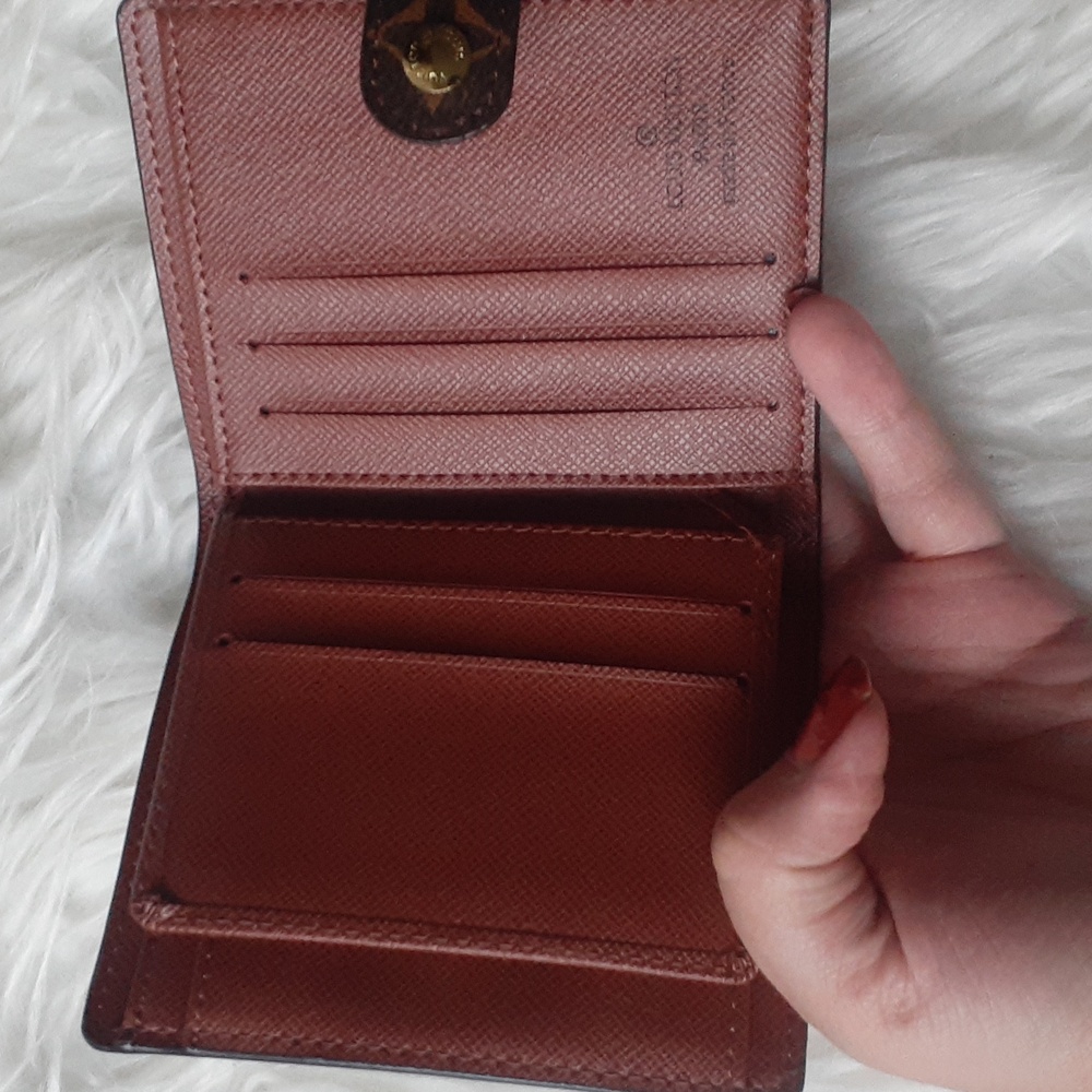 Louis Vuitton Iconic Brown Monogram Wallet w/Box & Dust Bag - Picture 4 of 15
